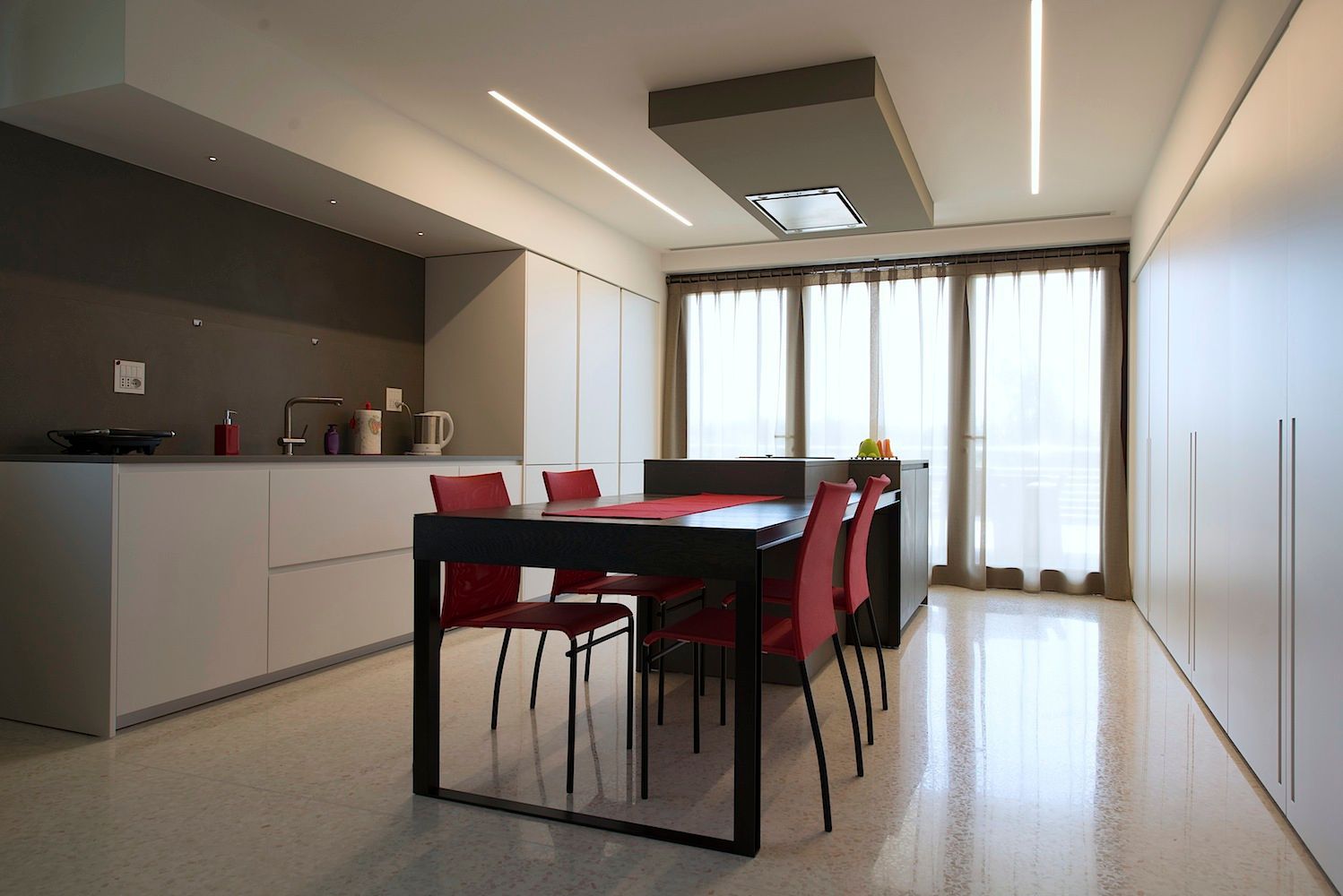 Residenza Privata, M A+D Menzo Architettura+Design M A+D Menzo Architettura+Design Minimalistische Küchen
