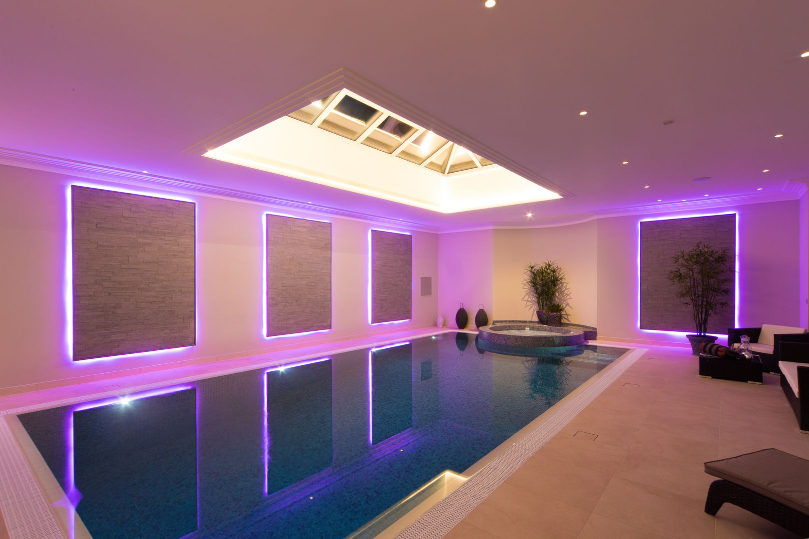 Swimming pool Flairlight Designs Ltd Басейн