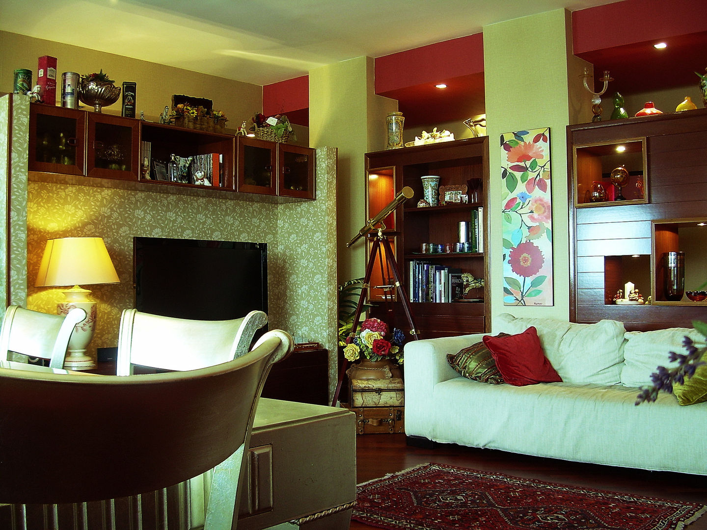 colore & calore, EGstudio EGstudio Classic style living room