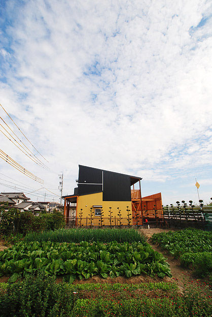 連格子のある家, Atelier繁建築設計事務所 Atelier繁建築設計事務所 Moderne tuinen