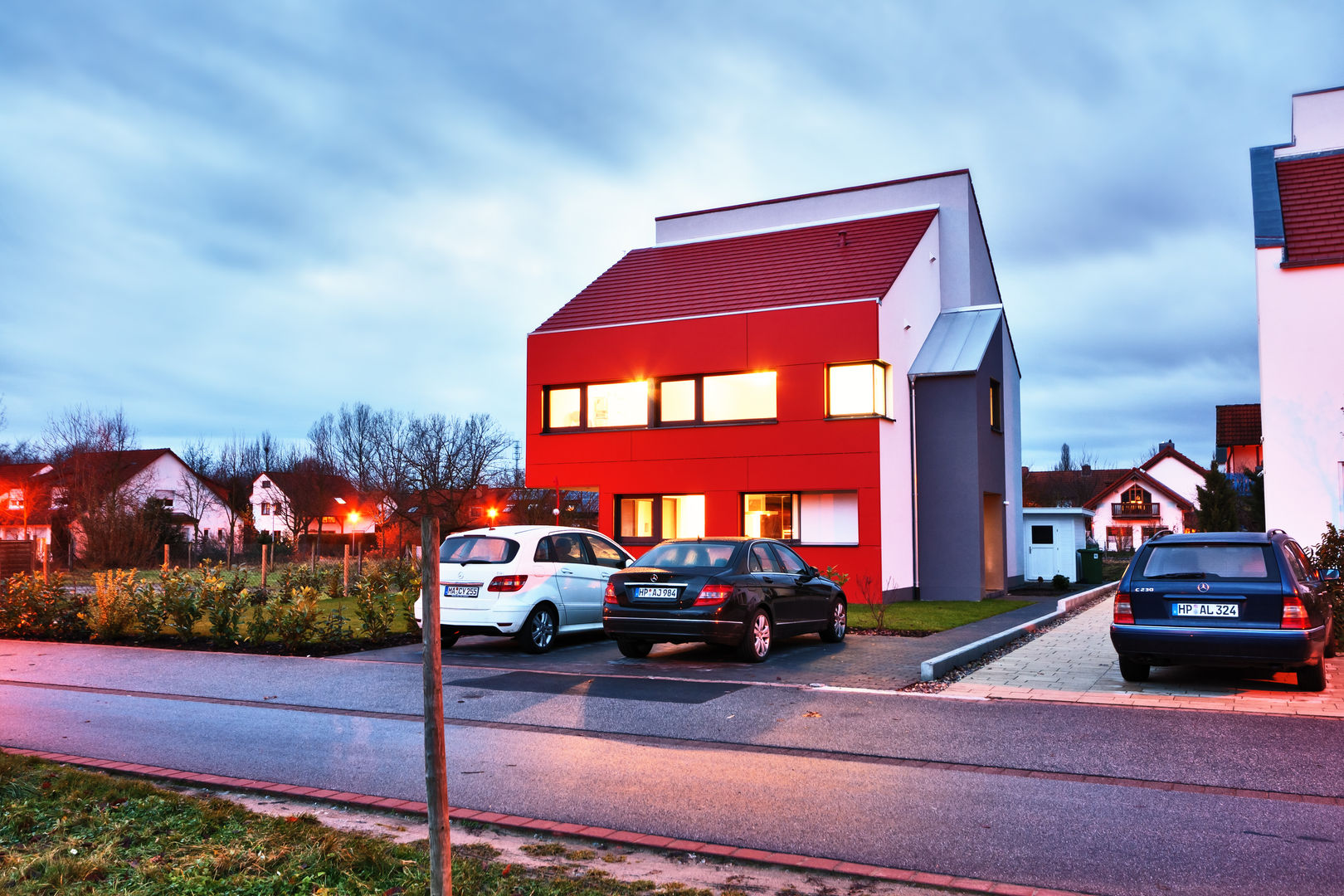 Single Family House in Heppenheim, Germany, Helwig Haus und Raum Planungs GmbH Helwig Haus und Raum Planungs GmbH 現代房屋設計點子、靈感 & 圖片