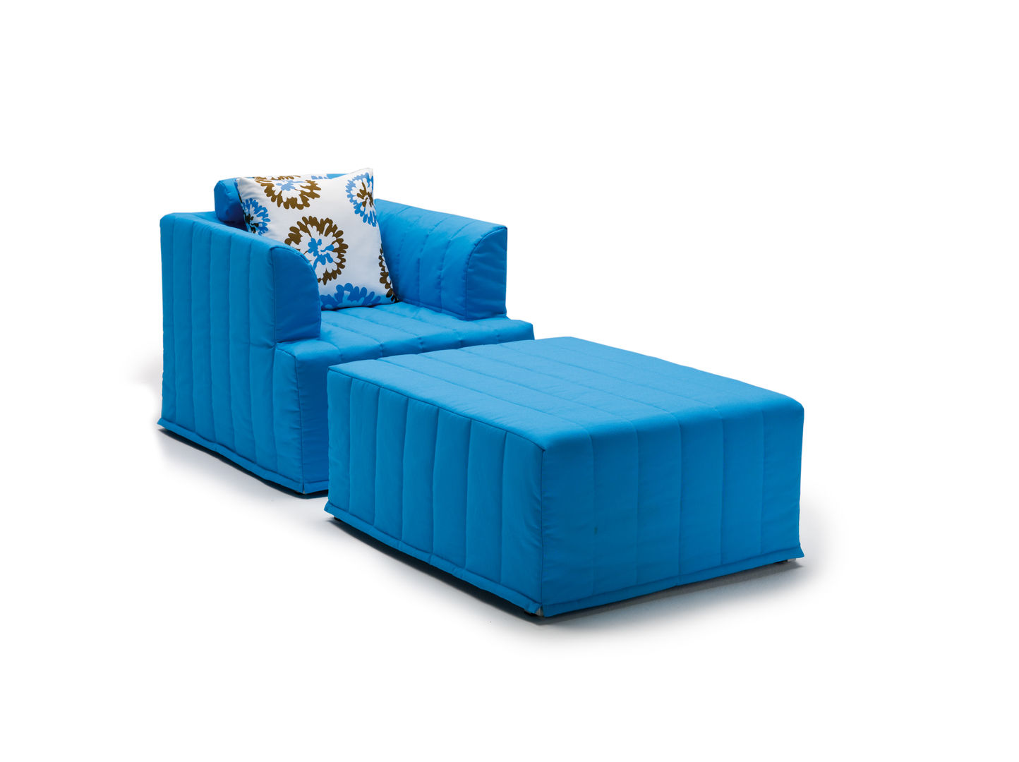 homify Phòng ngủ: thiết kế nội thất · bố trí · ảnh Sofas & chaise longue