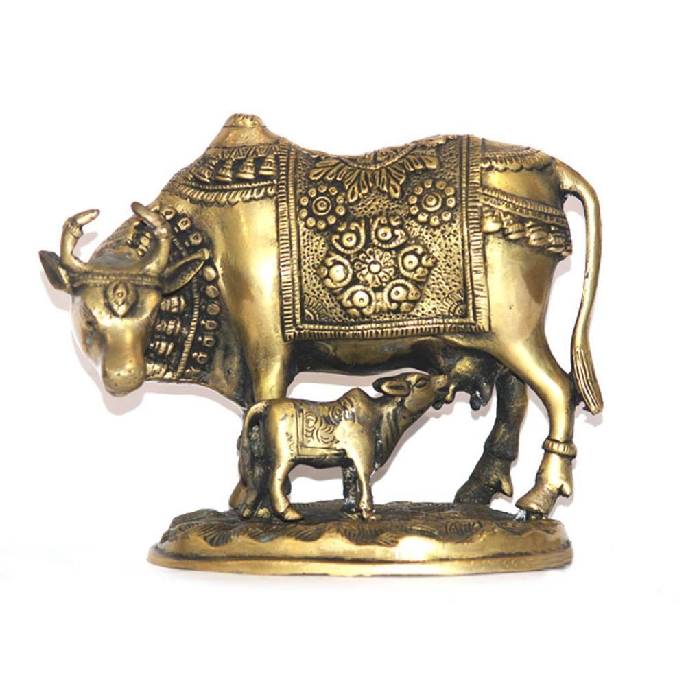 Brass Kamdhenu Cow and Calf Sculpture / Sacred Wish Fulfilling Idol, M4design M4design Daha fazla oda Heykeller