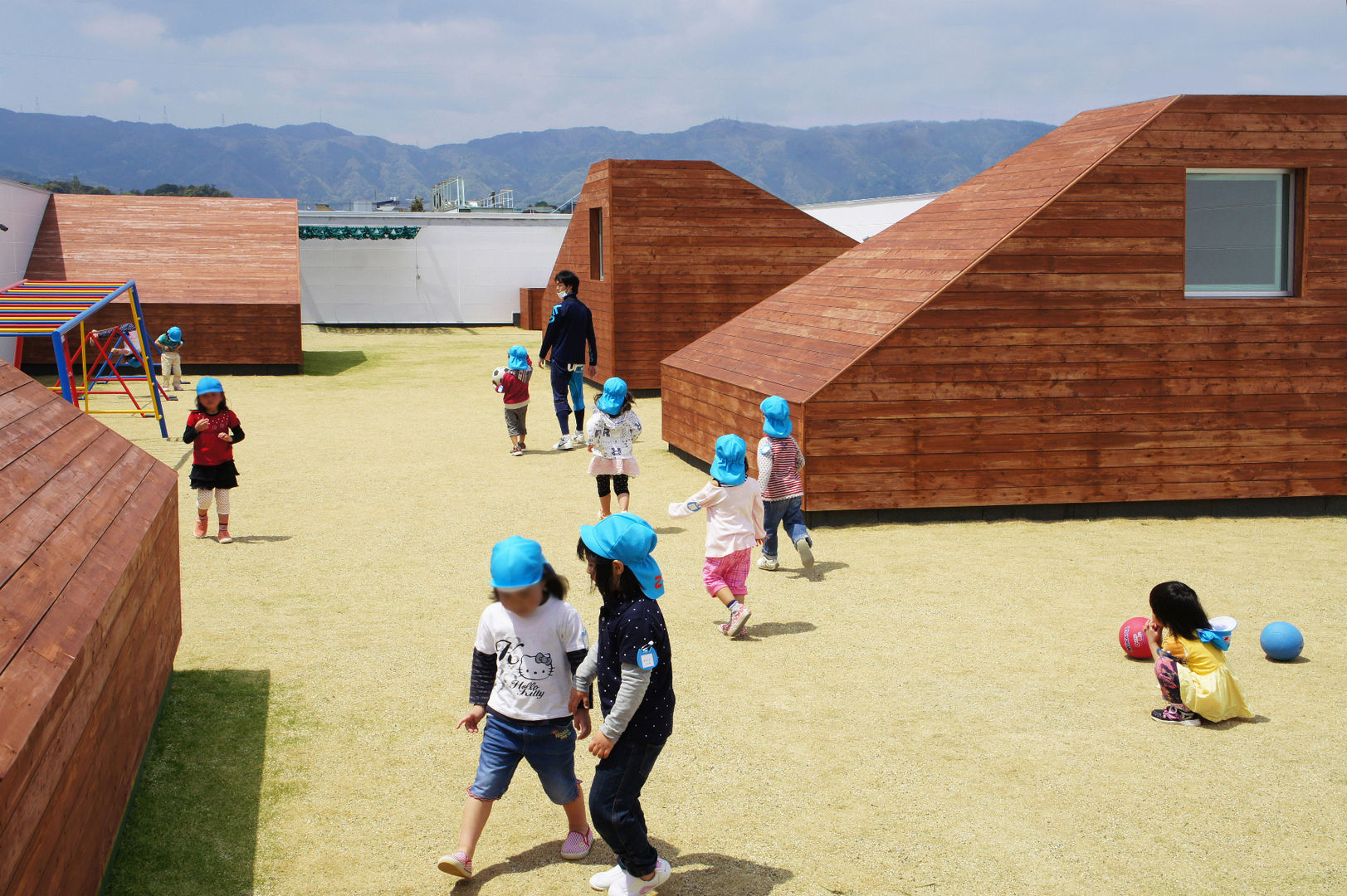 LEIMOND-MUKOU NURSERY SCHOOL, Archivision Hirotani Studio Archivision Hirotani Studio Espacios comerciales Escuelas