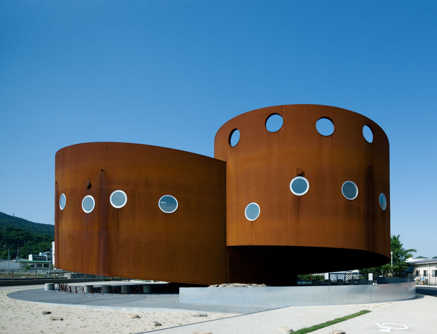 Looptecture F., 遠藤秀平建築研究所/​Endo Shuhei Architect Institute 遠藤秀平建築研究所/​Endo Shuhei Architect Institute Espacios comerciales Museos