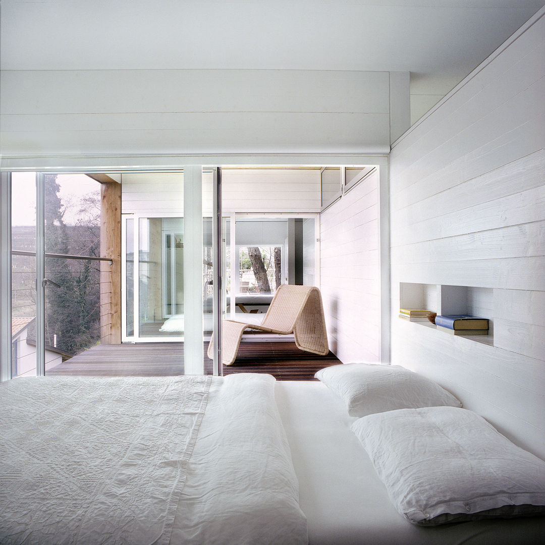 case Bircat, Cattaneo Brindelli architetti associati Cattaneo Brindelli architetti associati Minimalist bedroom