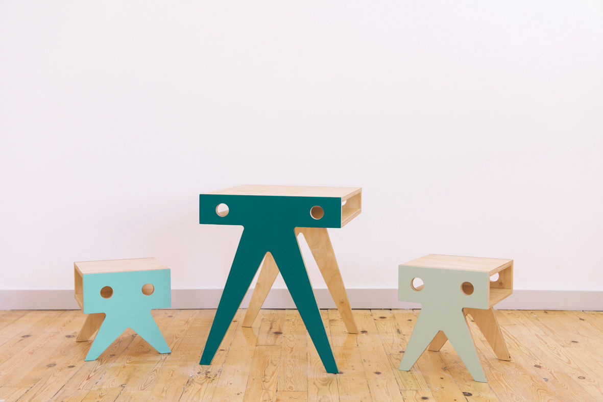 homify Modern Kid's Room Desks & chairs