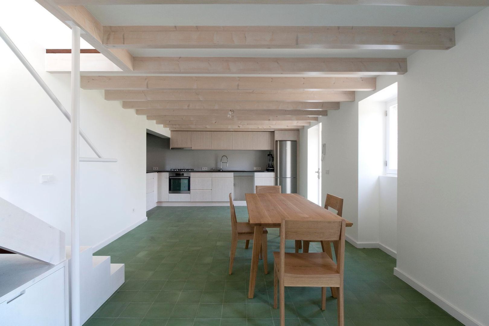 ​Renovação e ampliação Casa Corujeira, Mayer & Selders Arquitectura Mayer & Selders Arquitectura カントリーな 家