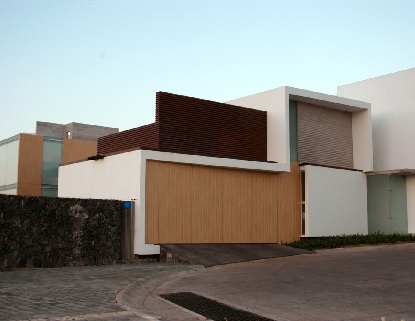 Casa Nogales, Taller5 Arquitectos Taller5 Arquitectos Habitaciones