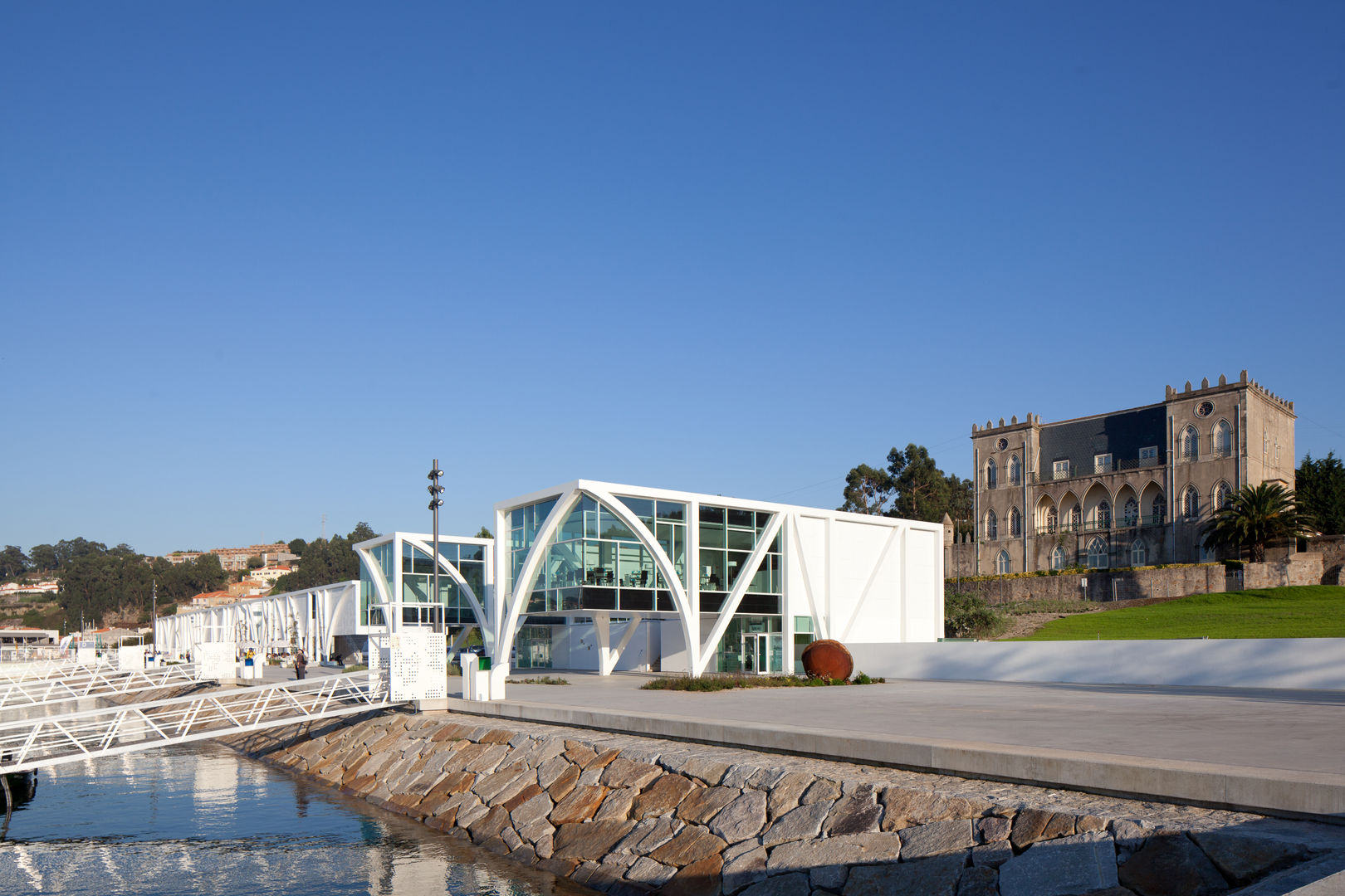 Douro Marina, Barbosa & Guimarães, Lda. Barbosa & Guimarães, Lda.