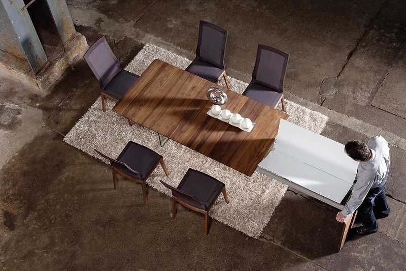 homify Modern dining room Tables