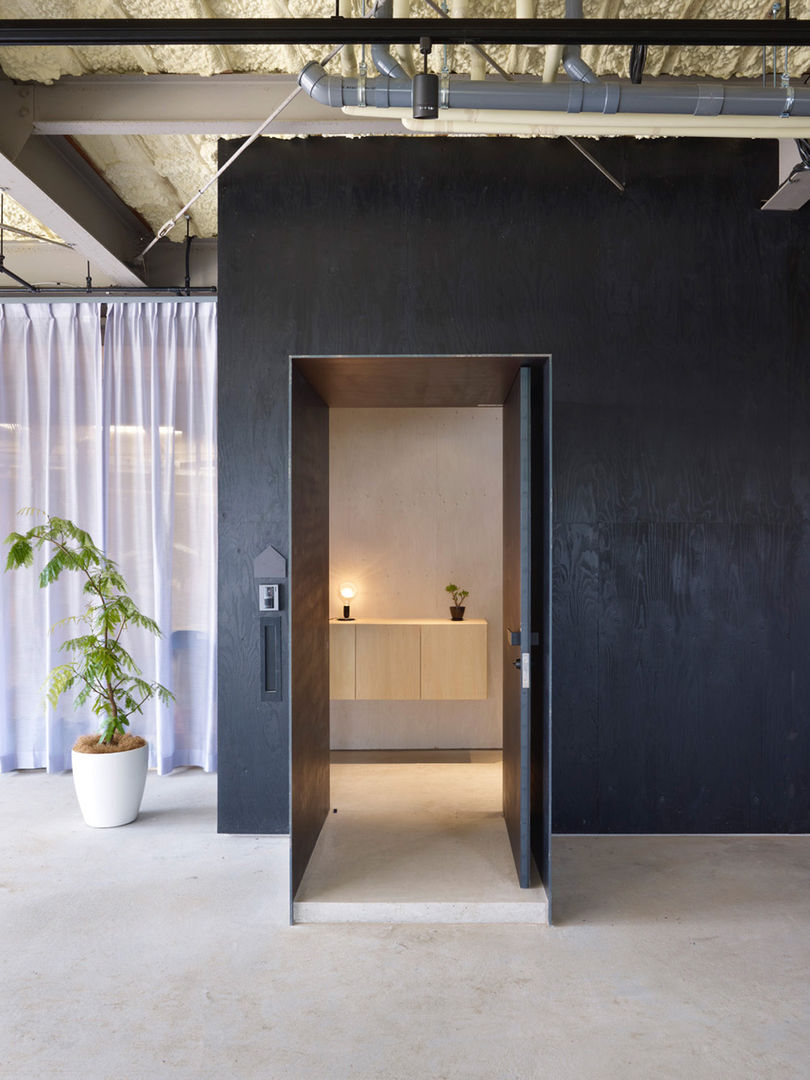 House in Yoro, AIRHOUSE DESIGN OFFICE AIRHOUSE DESIGN OFFICE ミニマルデザインの リビング