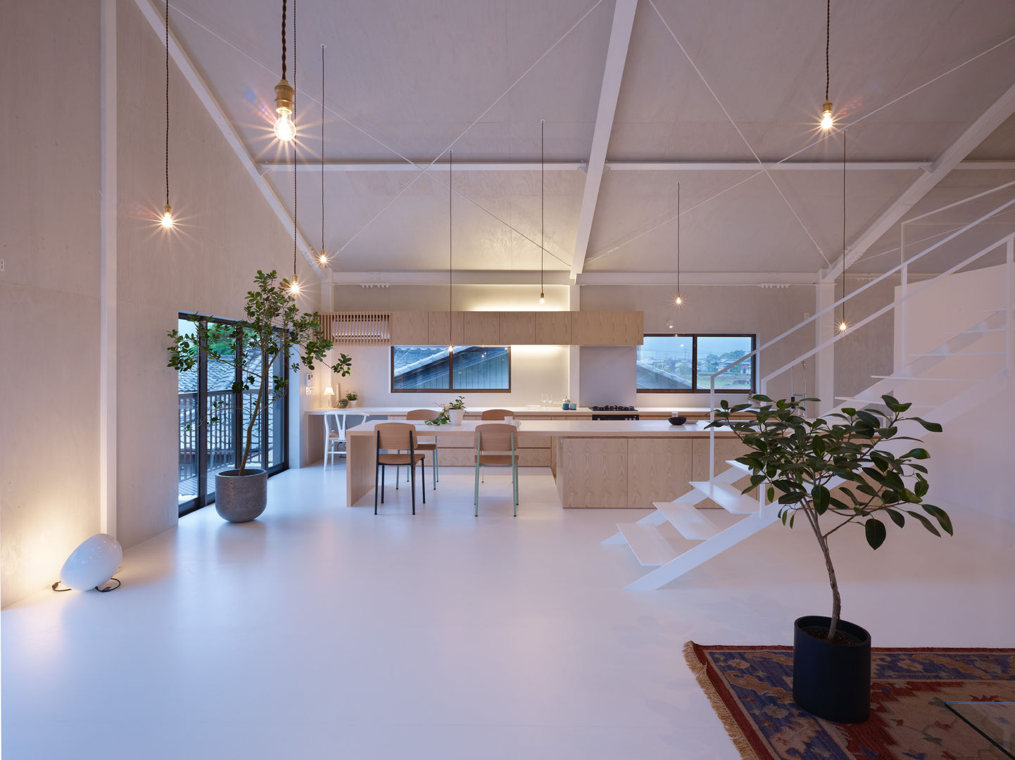 House in Yoro, AIRHOUSE DESIGN OFFICE AIRHOUSE DESIGN OFFICE Soggiorno minimalista
