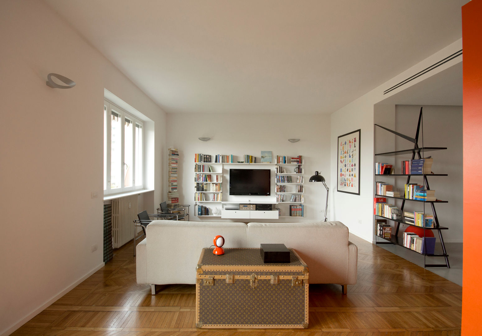 Casa CUBO, Giulietta Boggio archidesign Giulietta Boggio archidesign Rumah: Ide desain interior, inspirasi & gambar