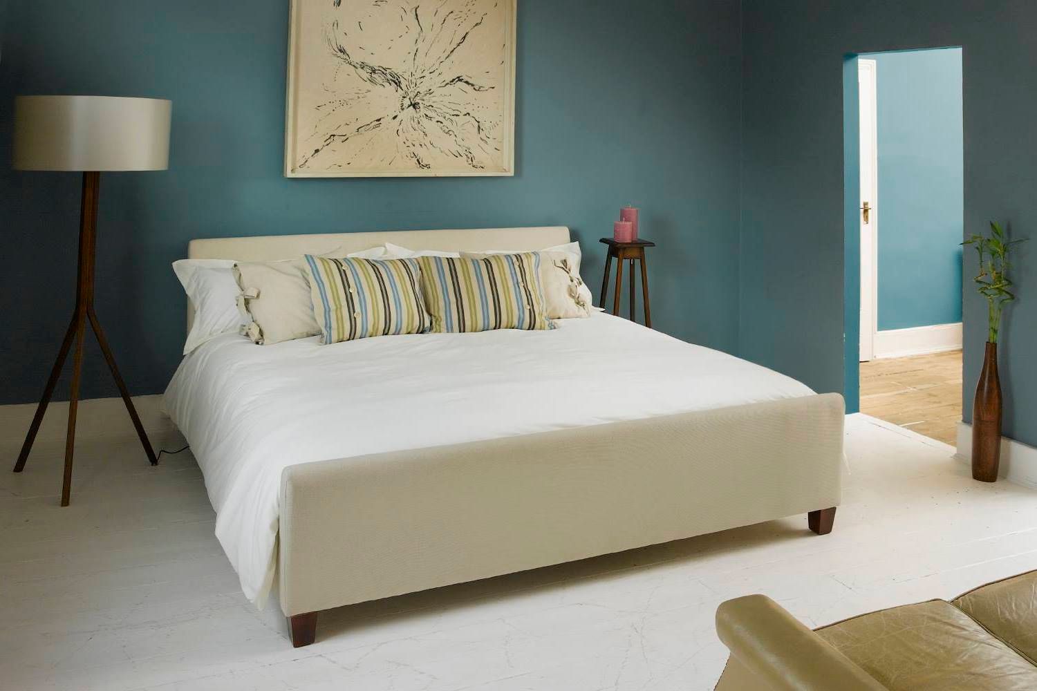 Tabatha Bed The Big Bed Company Habitaciones de estilo minimalista Camas y cabeceros