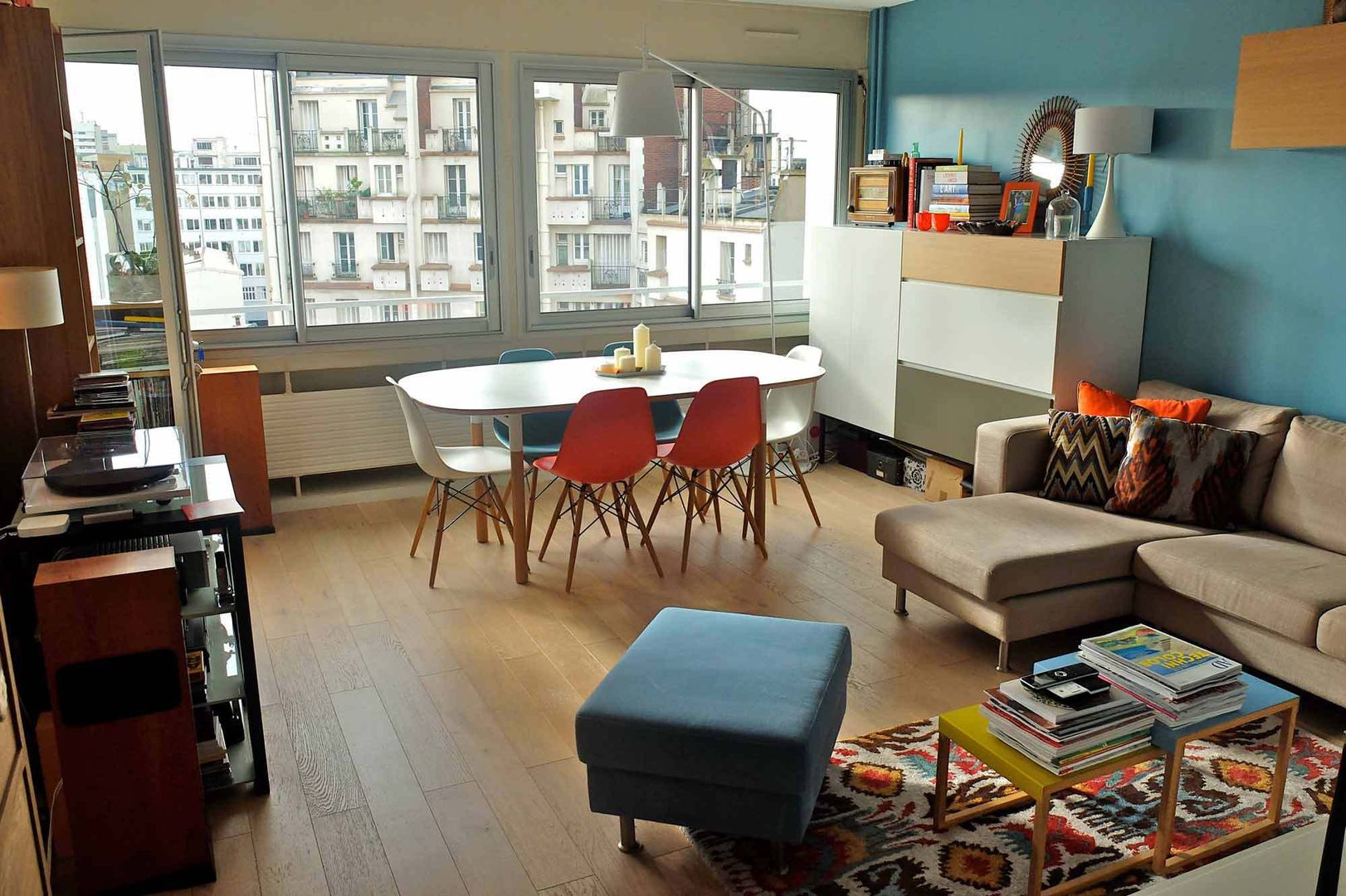 Appartement contemporain - 75010, Espaces à Rêver Espaces à Rêver Salones de estilo moderno