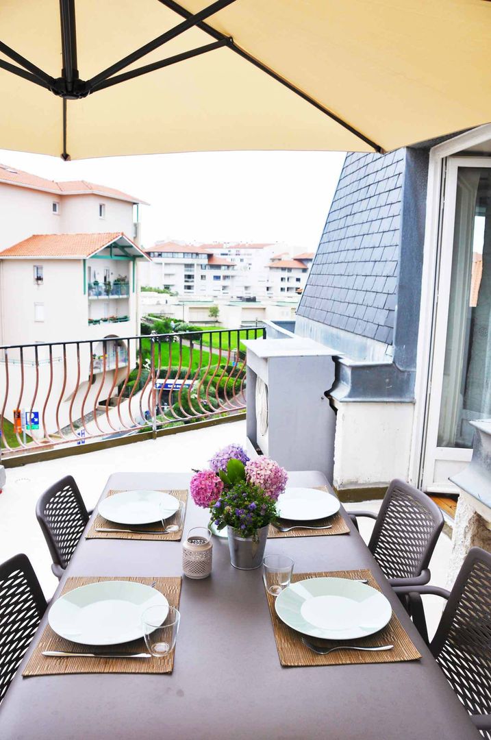 Appartement de vacances - Biarritz, Espaces à Rêver Espaces à Rêver Balcones y terrazas clásicos