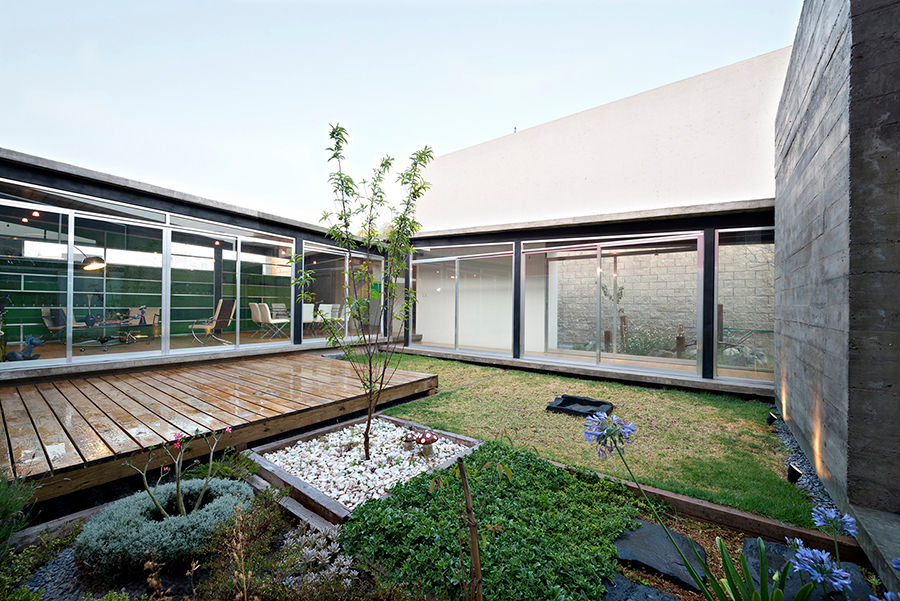 casa DAUZ, NonWarp NonWarp Modern garden