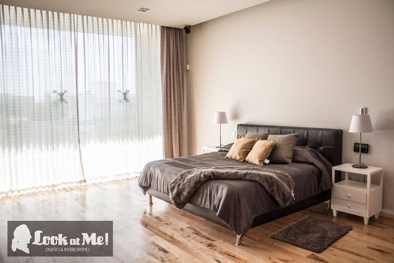 Proyecto Edgar Torres / Campanario , Look at Me Look at Me Modern style bedroom Beds & headboards