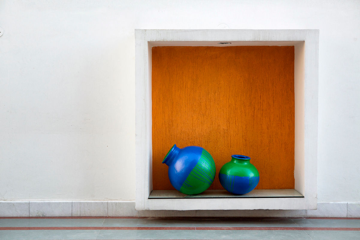 Entrance foyer Studio An-V-Thot Architects Pvt. Ltd. Modern home