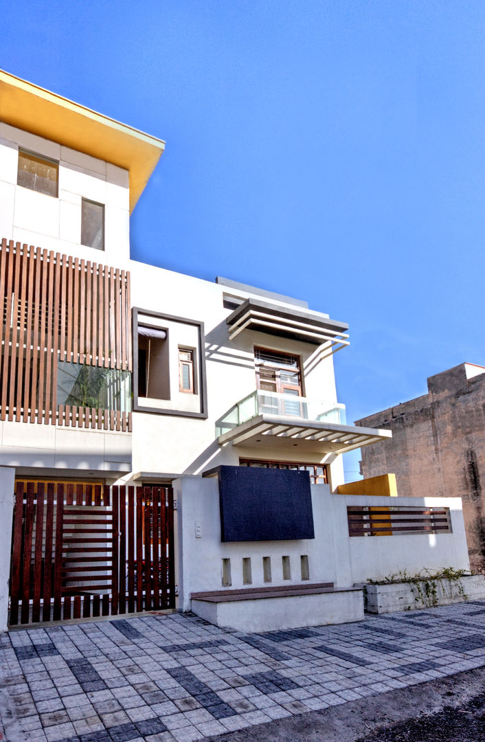 The House of Yellow Shadows, Studio An-V-Thot Architects Pvt. Ltd. Studio An-V-Thot Architects Pvt. Ltd. Casas estilo moderno: ideas, arquitectura e imágenes