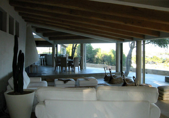 UNIFAMILIAR EN CADAQUES, DAVID AMORÓS ARQUITECTO DAVID AMORÓS ARQUITECTO Espacios