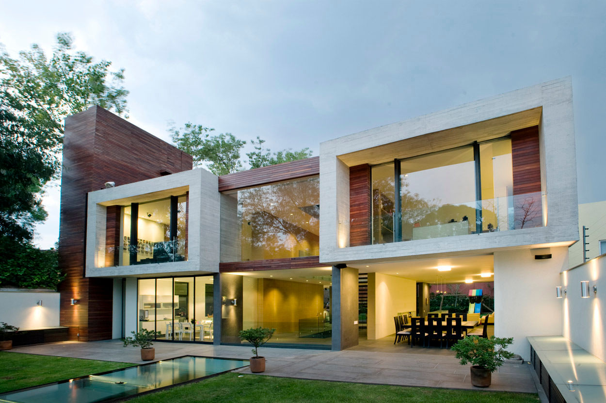 House V Serrano+ Modern home