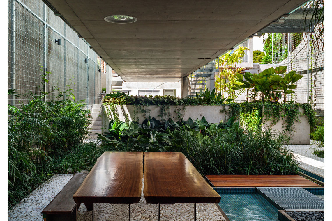 CASA DE FIM DE SEMANA EM SÃO PAULO, spbr arquitetos spbr arquitetos Дома