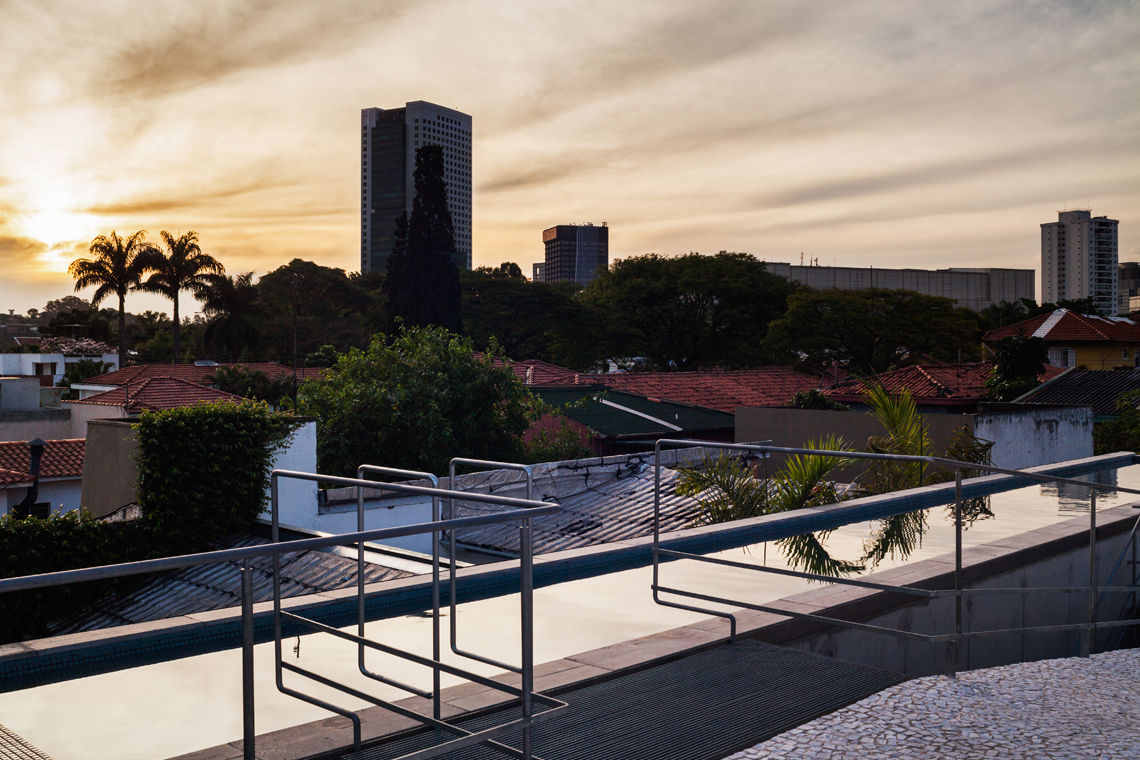 CASA DE FIM DE SEMANA EM SÃO PAULO, spbr arquitetos spbr arquitetos Будинки