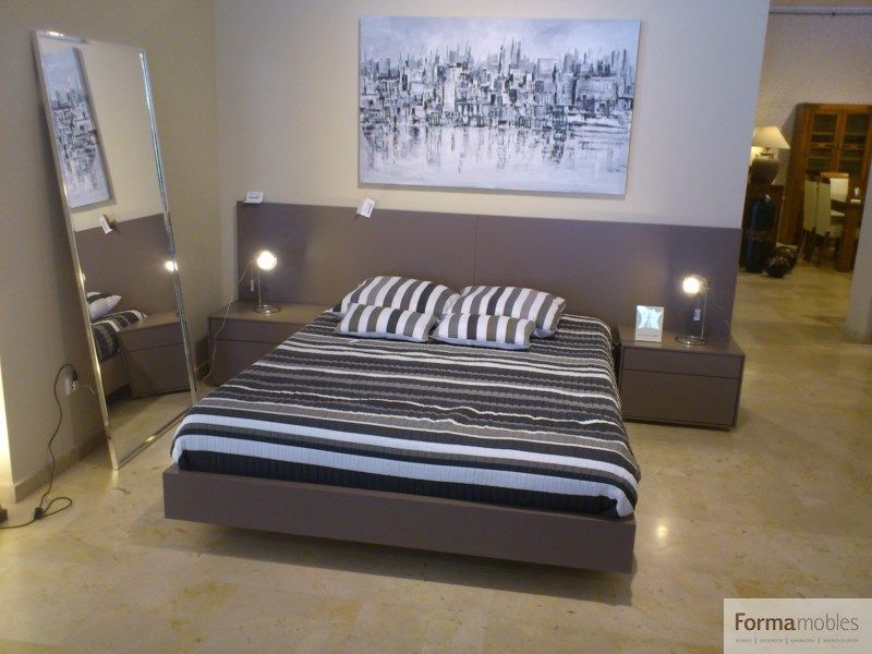 ESCAPARATE JULIO-AGOSTO 2015, FORMA MOBLES FORMA MOBLES Phòng ngủ phong cách hiện đại Beds & headboards