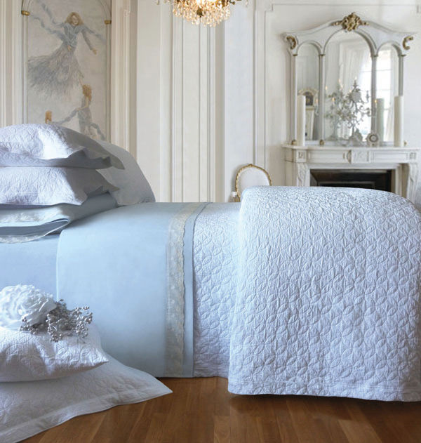 Bedroom's ideas by King of Cotton King of Cotton Landelijke slaapkamers Textielen