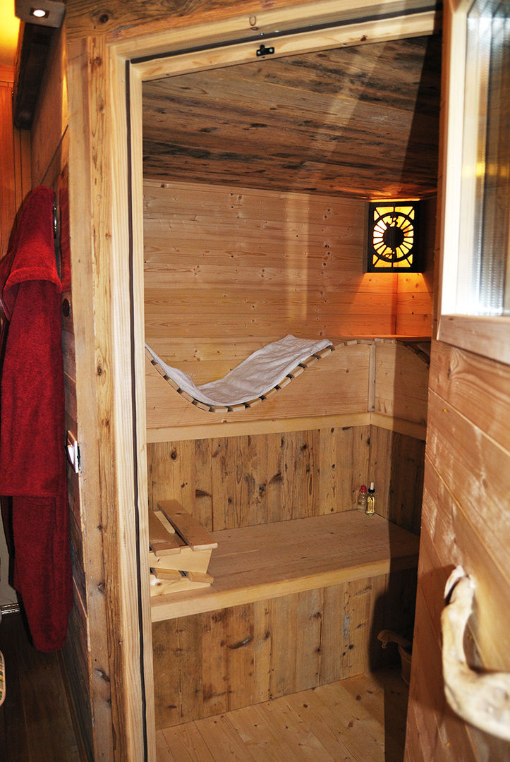 SAUNA RI-NOVO Spa in stile rustico