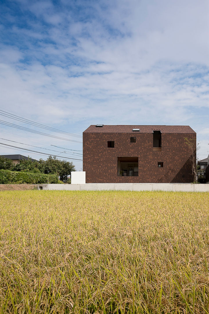 Outer Room in House, g_FACTORY 建築設計事務所 g_FACTORY 建築設計事務所 Espacios