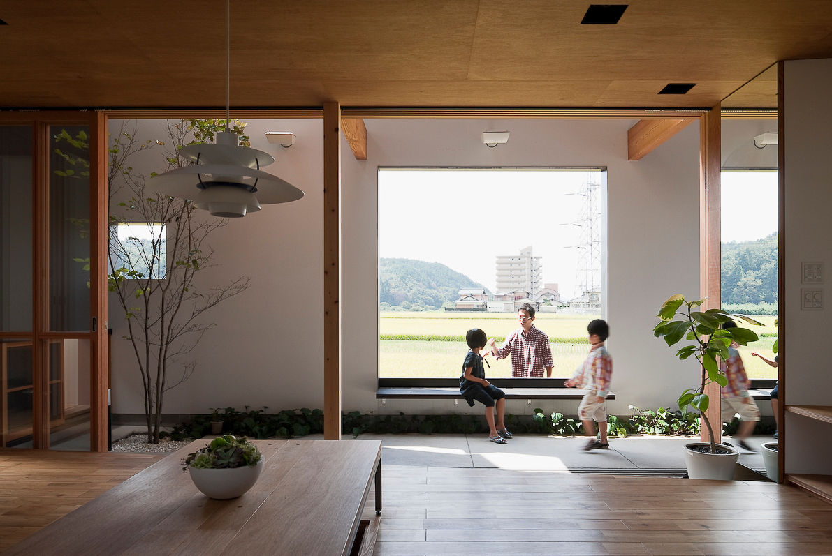 Outer Room in House, g_FACTORY 建築設計事務所 g_FACTORY 建築設計事務所 Rooms