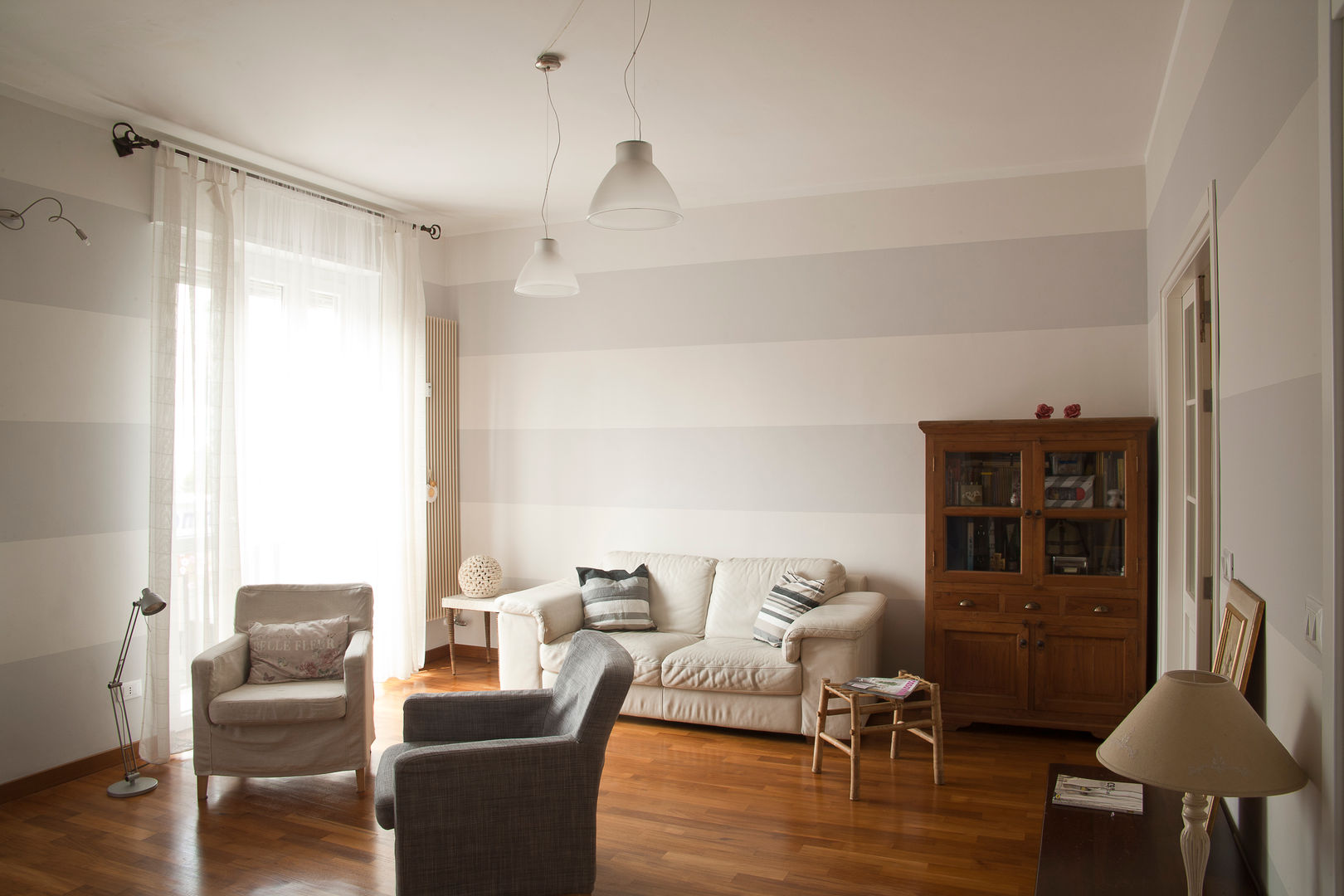 _Mondrian Home_, Alessandro Multari Ingegnere - I AM puro ingegno italiano Alessandro Multari Ingegnere - I AM puro ingegno italiano Eclectic style living room