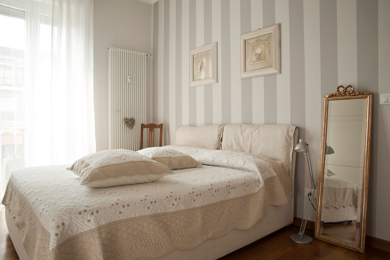 _Mondrian Home_, Alessandro Multari Ingegnere - I AM puro ingegno italiano Alessandro Multari Ingegnere - I AM puro ingegno italiano Bedroom