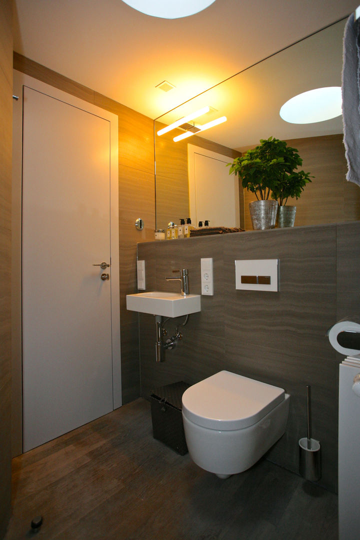 WC tredup Design.Interiors Modern bathroom