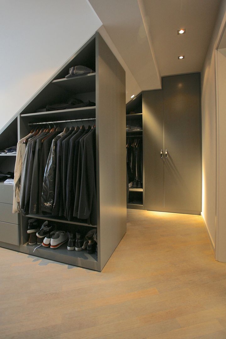 Wardrobe tredup Design.Interiors Modern dressing room