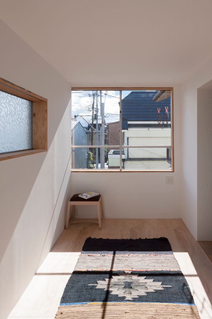 House in Shichiku, SHIMPEI ODA ARCHITECT’S OFFICE SHIMPEI ODA ARCHITECT’S OFFICE Rooms