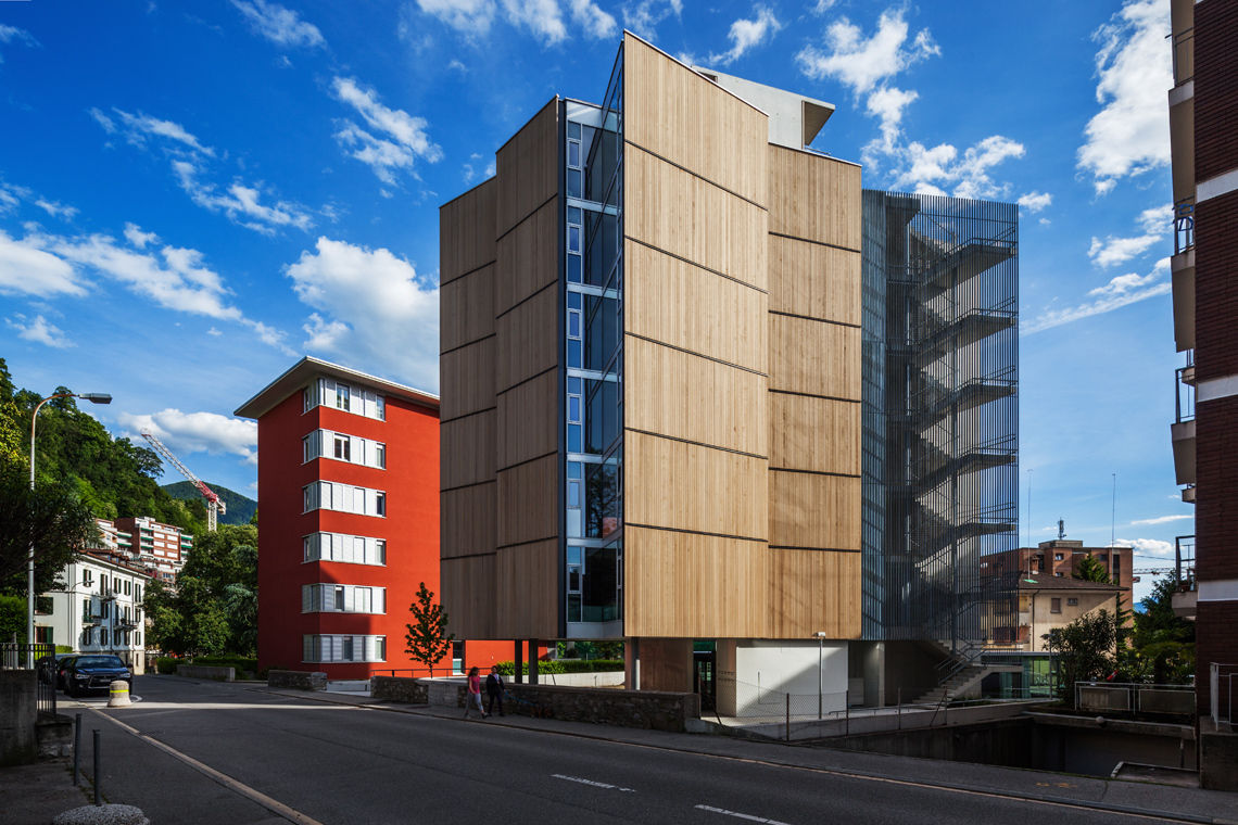 EDIFÍCIO DE APARTAMENTOS EM LUGANO, spbr arquitetos spbr arquitetos