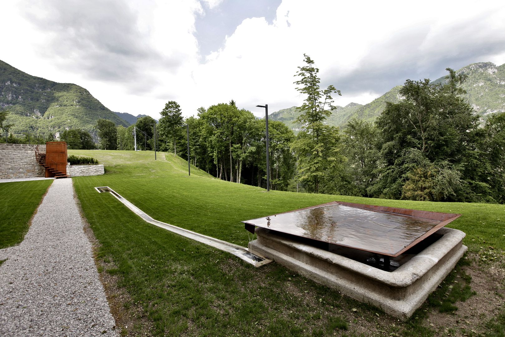 CASTELLO CECONI - ESTERNI, Elia Falaschi Fotografo Elia Falaschi Fotografo Jardines de estilo moderno