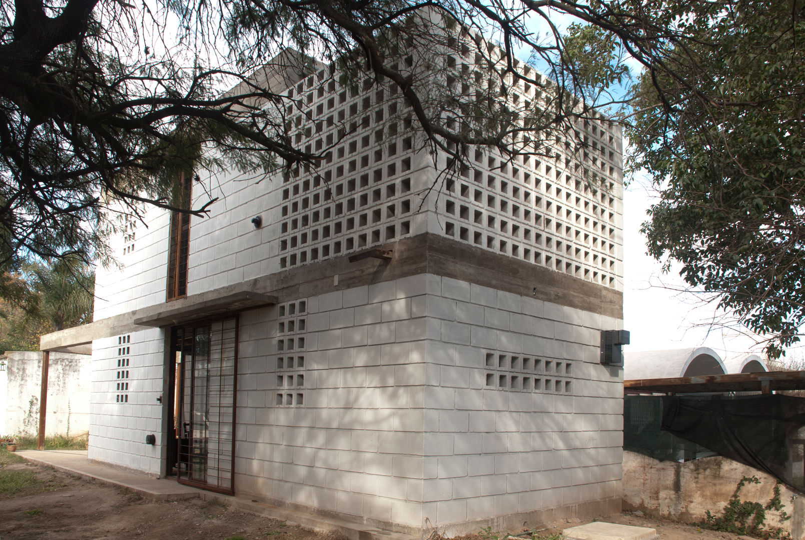 ​Casa La Blanca , MULA.Arquitectos MULA.Arquitectos Endüstriyel Evler