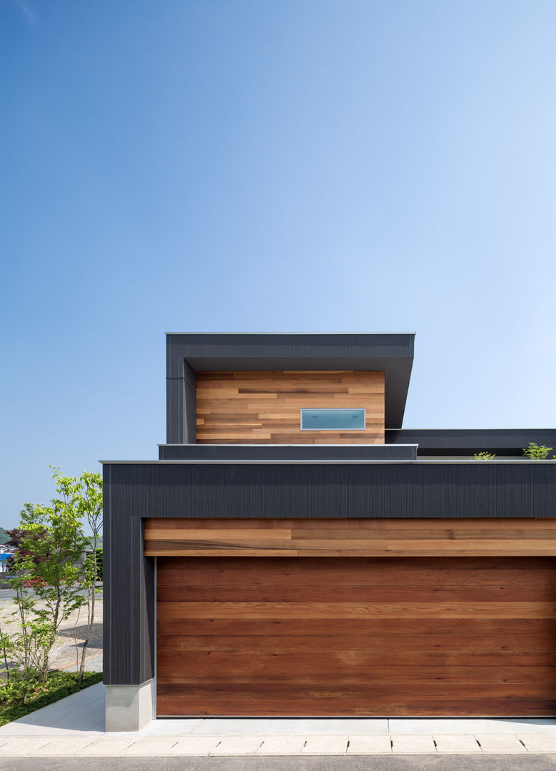 M4-house 「重なり合う家」, Architect Show Co.,Ltd Architect Show Co.,Ltd บ้านและที่อยู่อาศัย