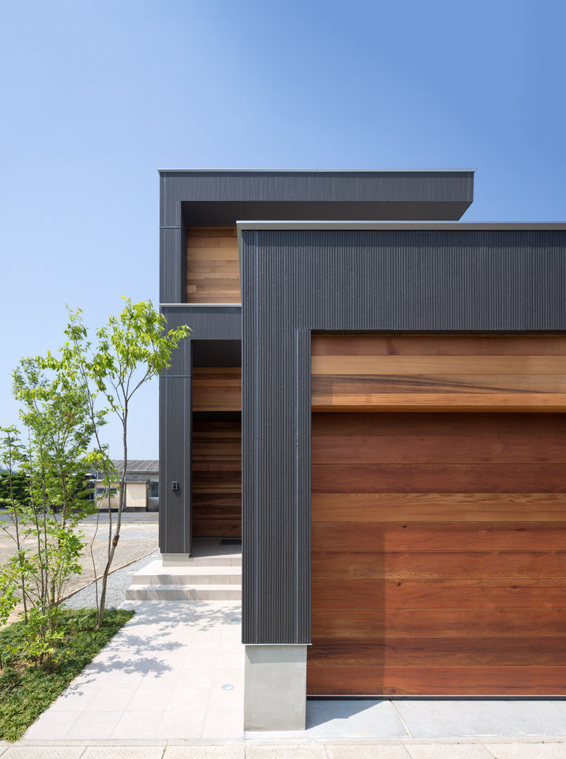 M4-house 「重なり合う家」, Architect Show Co.,Ltd Architect Show Co.,Ltd Modern houses