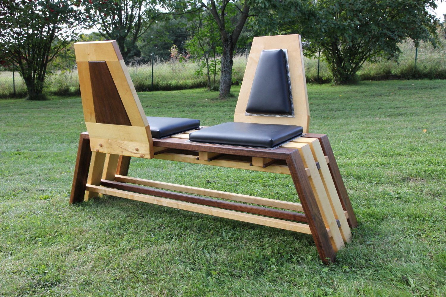 Duo-Bank, Holz-Design Schlichter Holz-Design Schlichter オリジナルデザインの ダイニング 椅子＆ベンチ