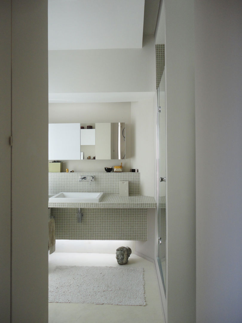 Rénovation appartement parisien 52m2, Miaow Design Miaow Design Modern bathroom