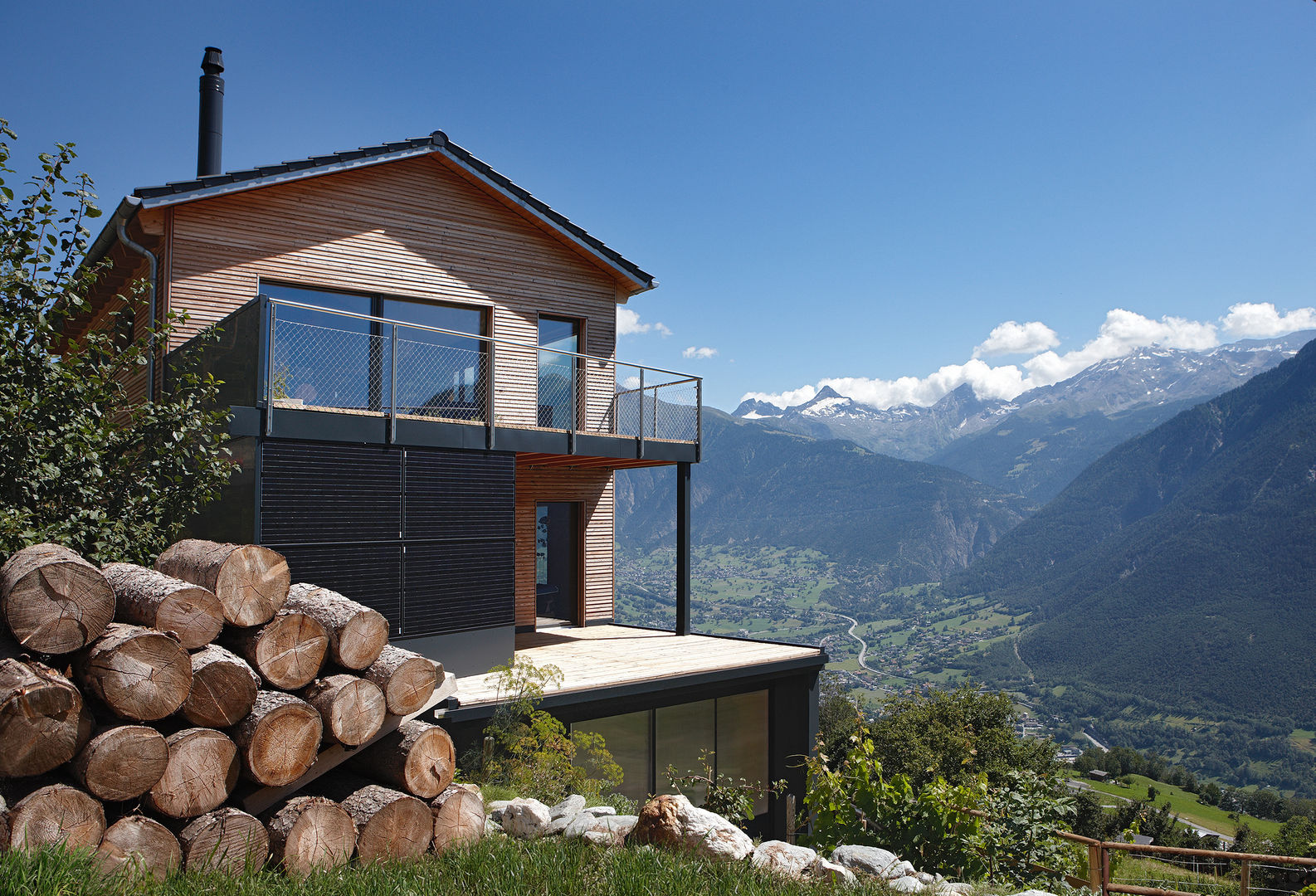 Passivhaus in der Schweiz: Energieversorgung in Eigenregie, Bau-Fritz GmbH & Co. KG Bau-Fritz GmbH & Co. KG Modern home