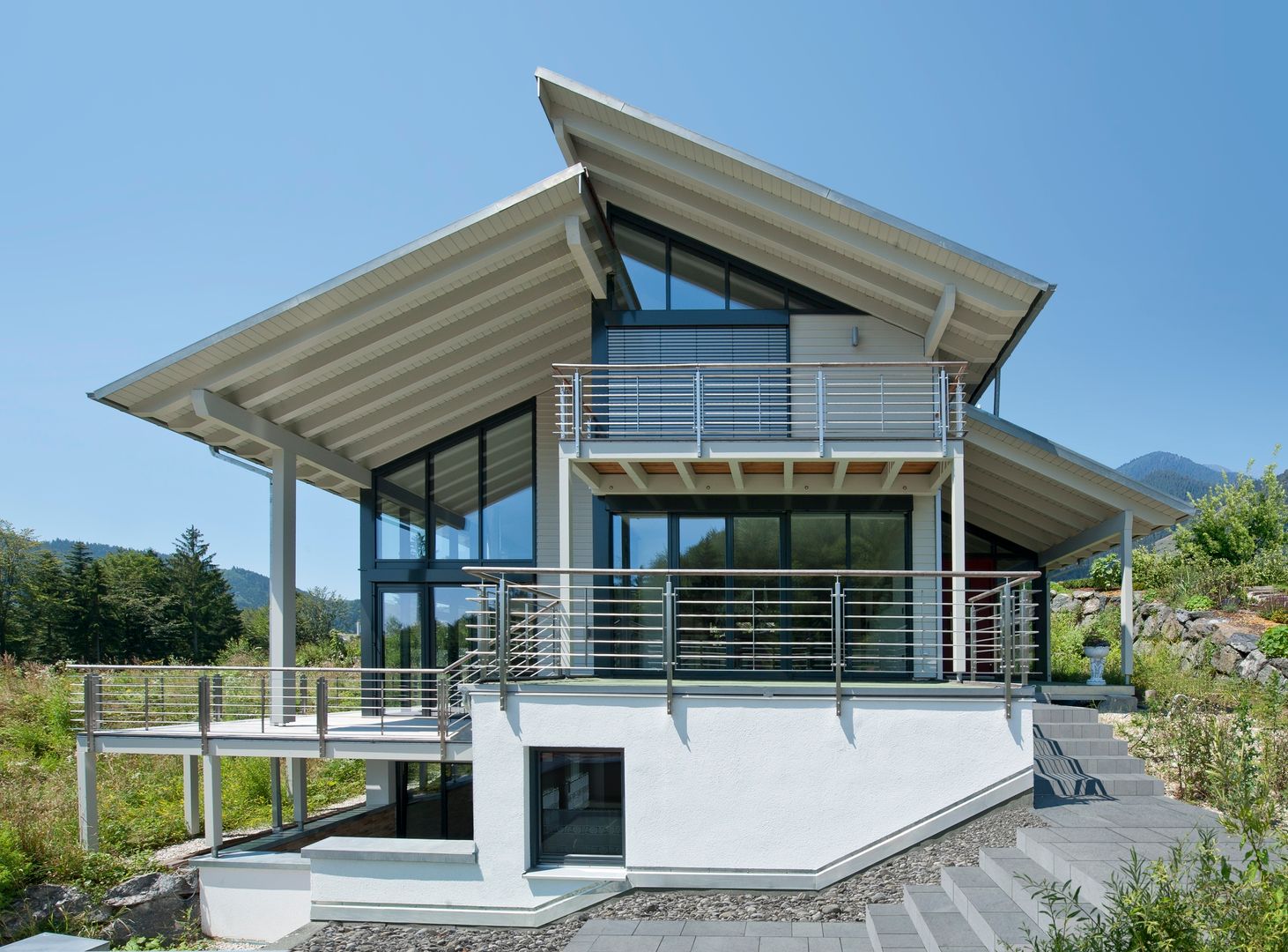 Der Traum vom eigenen Wochenend-Domizil Entspannung pur auf verschiedenen Ebenen, Bau-Fritz GmbH & Co. KG Bau-Fritz GmbH & Co. KG Modern houses