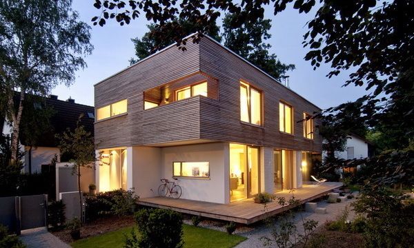 Wohnhaus S, Atelier Hybride, Thilo Härdtlein I Fotografie Thilo Härdtlein I Fotografie Häuser Pflanze,Himmel,Gebäude,Fenster,Baum,Leuchte,Haus,Schatten,Hütte,Wohngebiet