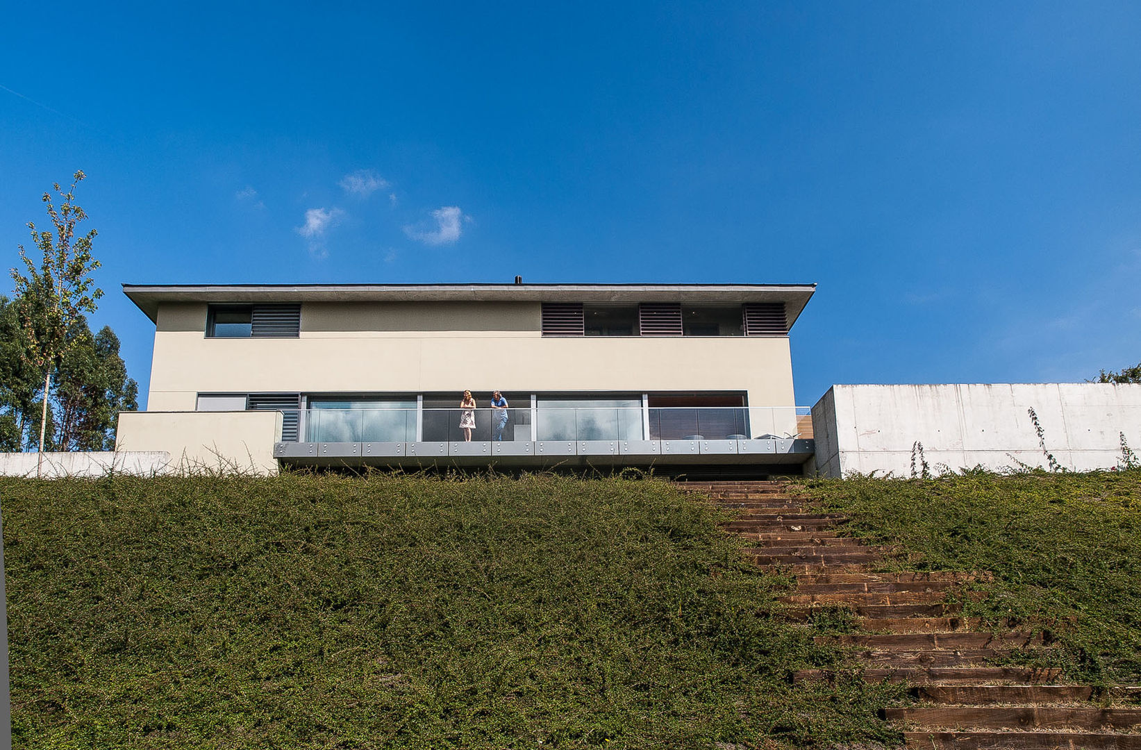 Enamórate de esta Casa Moderna con Vistas al mismísimo ¡paraíso! , EAS Arquitectura EAS Arquitectura منازل